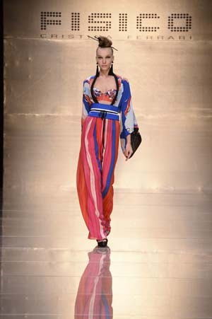 Sfilata Fisico by Cristina Ferrari Sfilata Fisico by Cristina Ferrari